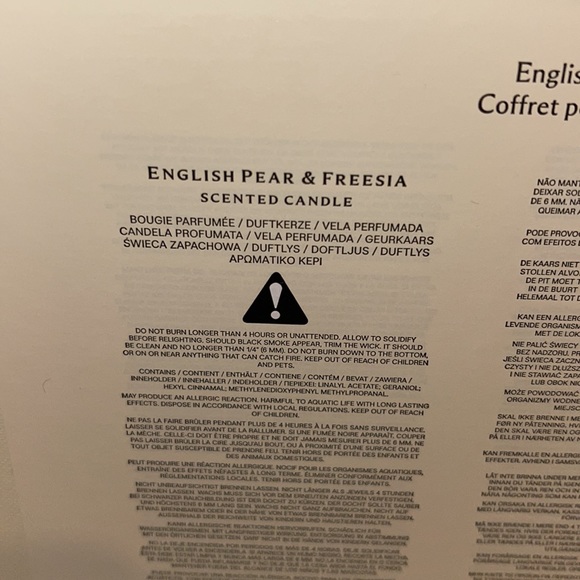 Jo Malone English Pear & Freesia home collection set. - Picture 6 of 7